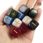 Lot de 10 dés Fate colorés pour jeux de rôle