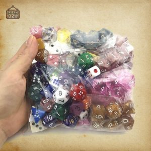 Dés variés pour jeux de société et de rôle en lot de 100