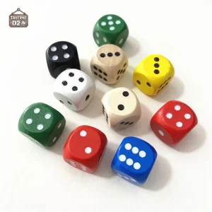Dés en bois x10 pour jeux de société et loisirs créatifs