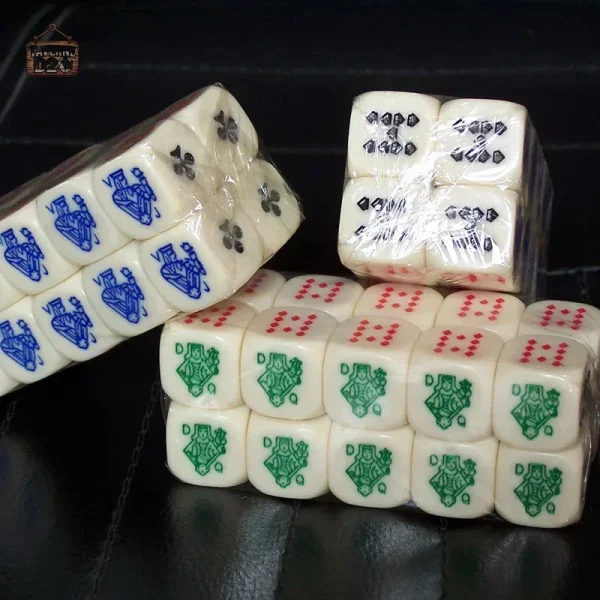 Dés Poker - lot de 10 dés pour vos jeux de société