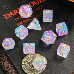 11 dés de JDR aux motifs galactiques