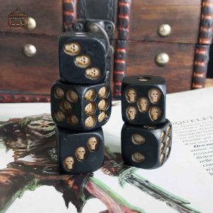 Dés en bois inspirés des crânes