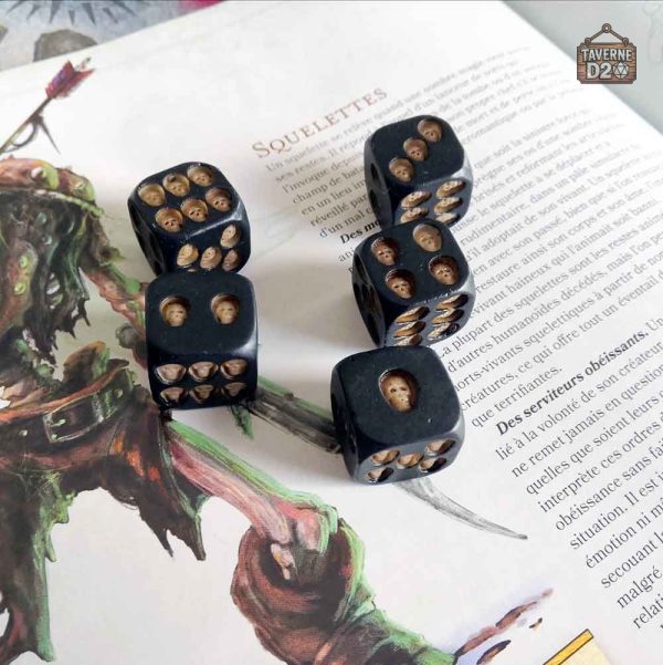 Dés crânes en bois pour RPG