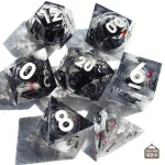 Dés de jeu dans une boite originale planète