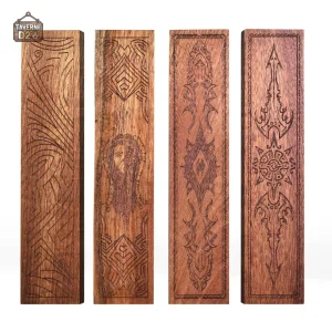 Boîte à dés en bois avec gravure élégante