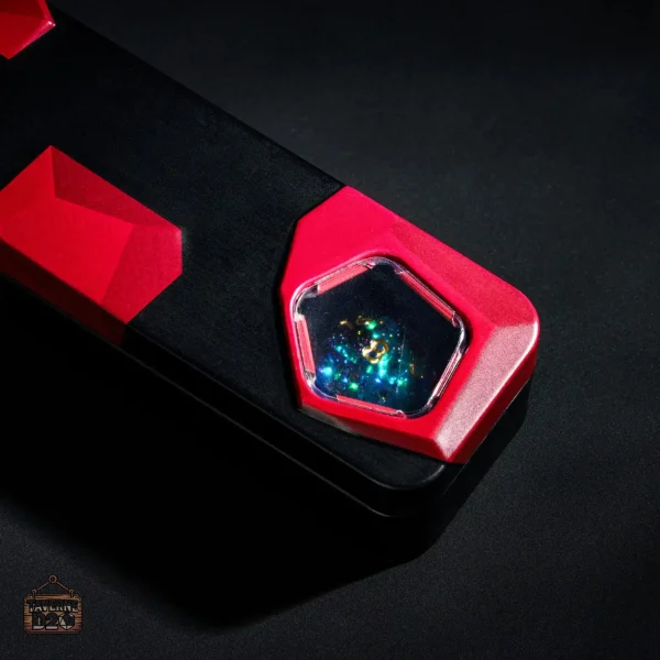 Accessoire de jeu : boite à dés en métal