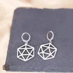 Boucles D20 plates, parfaites pour les passionnés de jeux
