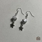 Accessoires originaux : boucles d'oreilles étoile avec D6