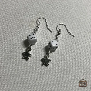 Accessoires originaux : boucles d'oreilles étoile avec D6
