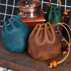Bourse à dés en cuir véritable