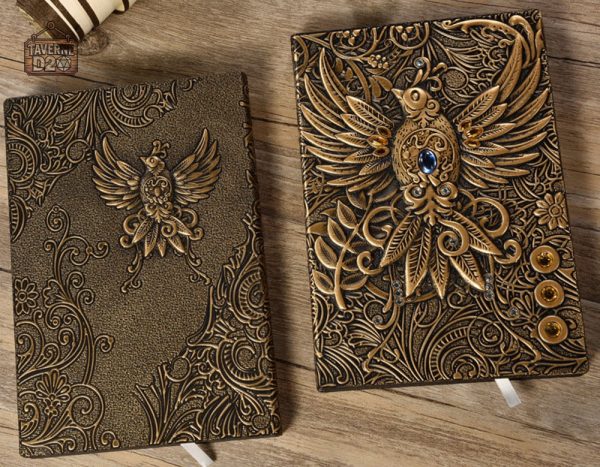 Design unique du carnet inspiré par le phénix