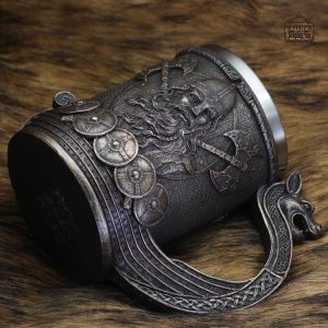 Chope de bière Drakkar Viking en céramique