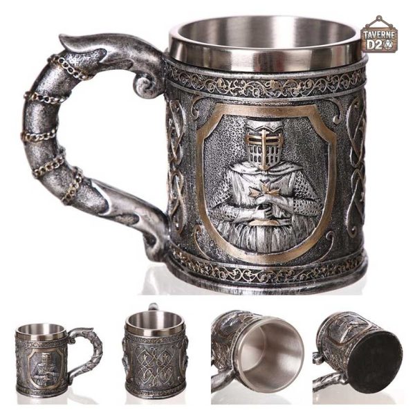 Chope médiévale avec motifs de chevaliers