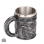 Chope médiévale avec motif dragon