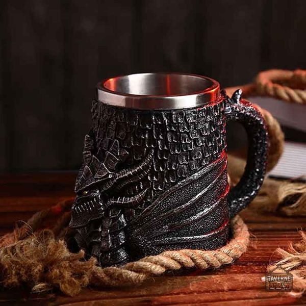 Chope unique pour les amateurs de dragons