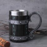 Chope Runes Viking en céramique décorative