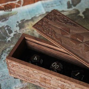 Boite à dés en bois élégant