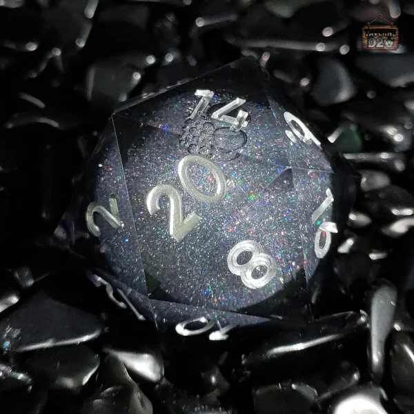 D20 brillant avec cœur liquide dynamique