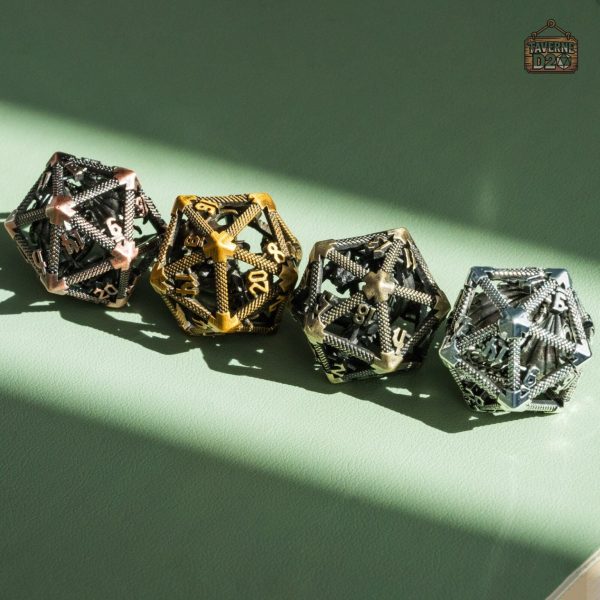 Dé en métal D20, accessoire incontournable de jeu