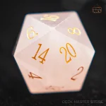 D20 en quartz rose