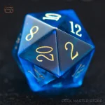 D20 en verre bleu