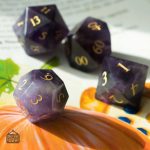 Dés en Améthyste, ajout parfait à votre collection de dés