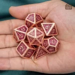 Dés en métal pour un style de jeu distinctif