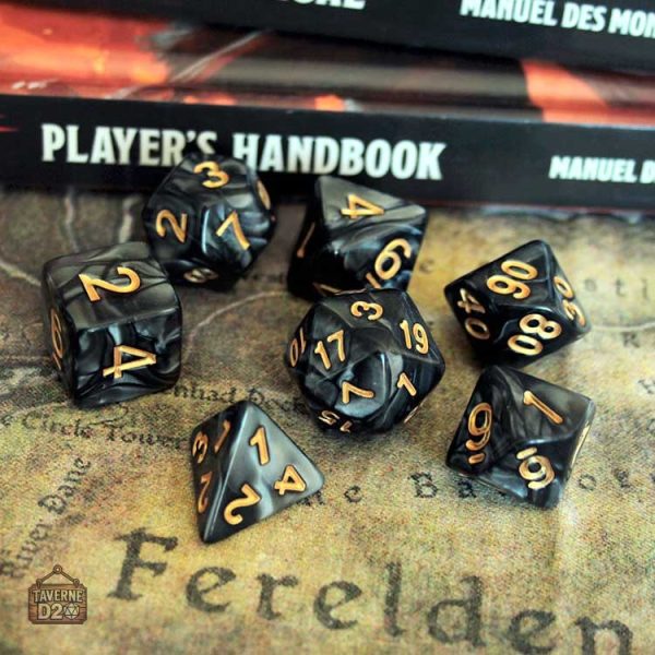 Dés colorés marbrés pour jeux de rôle