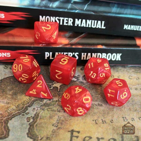 Dés marbrés, accessoires parfaits pour le jeu