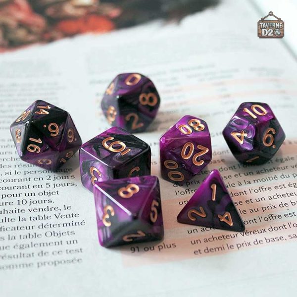Accessoires de jeu : dés marbrés