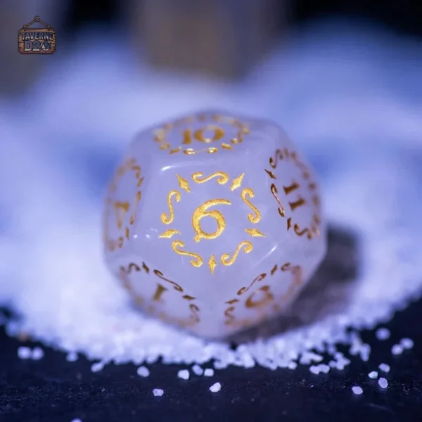 Accessoire de jeu : dés en cristal blanc lumineux