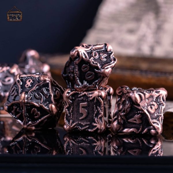 Set de dés en métal pour passionnés de jeux