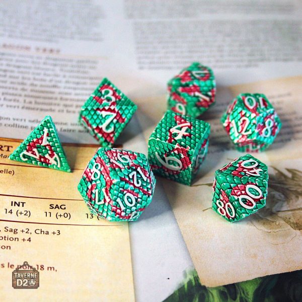 Set de dés en métal, motif dragon