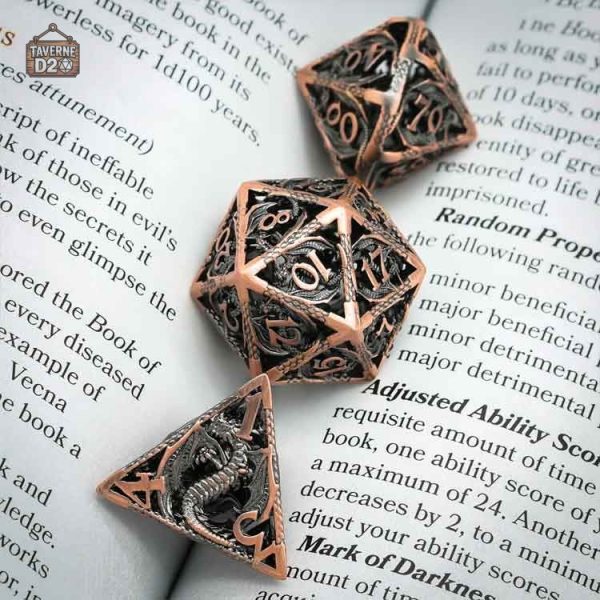Set de dés en métal avec dragons