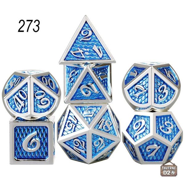 Set de dés en métal avec esthétique dragon