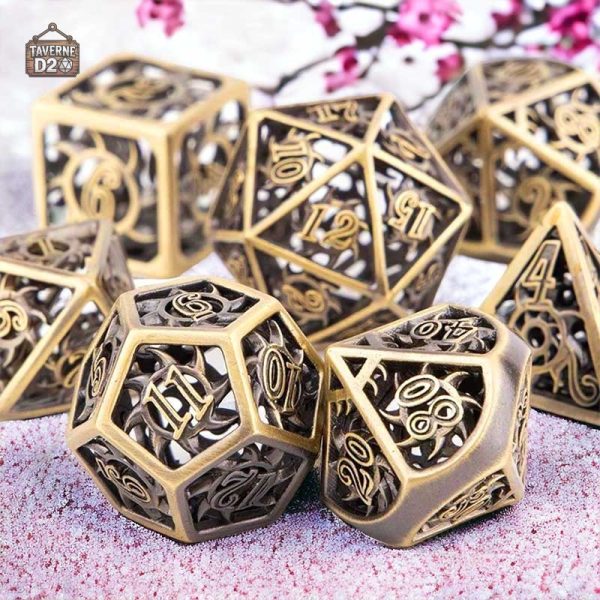 des-metal-shuriken-1 Set de dés en métal Shuriken pour jeux de société