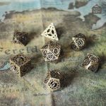 Dés décoratifs en métal pour les amateurs de steampunk
