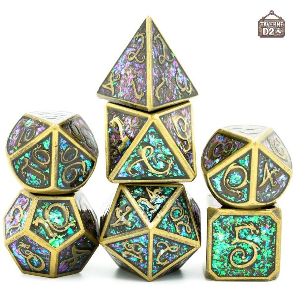 Design de dés en métal avec dragons