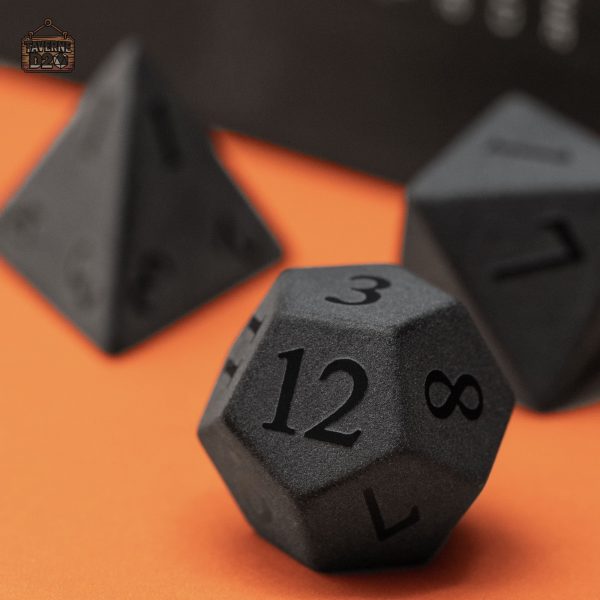 Dés mate en obsidienne pour collectionneurs