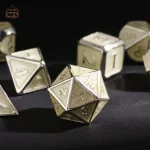 Dés lumineux en métal pour jeux captivants
