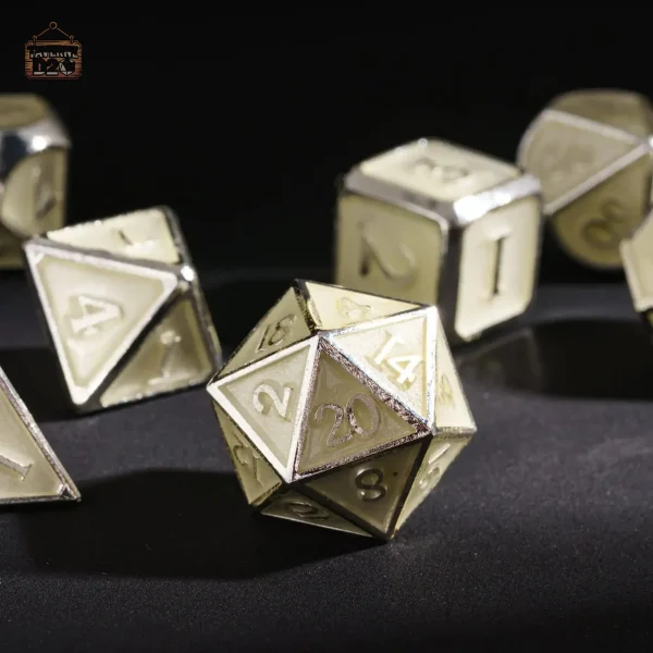 Dés lumineux en métal pour jeux captivants