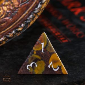 Dés en pierre motif camouflage, idéal pour les jeux de rôle