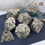 Dés en Pierre Motif Léopard - Accessoire de jeu élégant