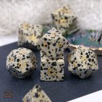 Dés en pierre design léopard - Idéal pour collectionneurs