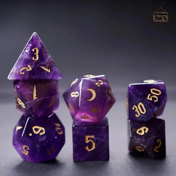 des-sorcier-amethyste-1 Dés Sorcier en Améthyste, parfait pour vos jeux de rôle