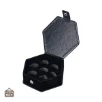Boîte à dés en cuir élégante et pratique