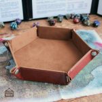 Piste de dés hexagonale pour jeux de société