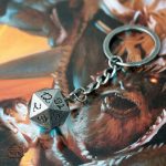 Porte-clés D20 en métal, accessoire fun et pratique pour tous