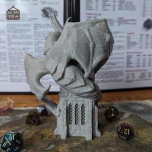 Tour à dés décorée d'un dragon, idéale pour les joueurs