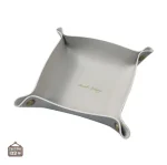 Accessoire de jeu : plateau à dés décoratif et pratique